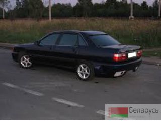 Ауди 100. 1.8 бензин универсал мкпп 1989 г Лида