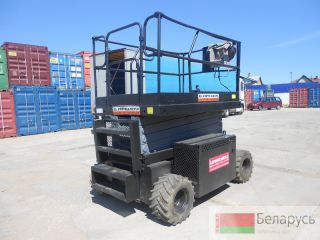   UpRight 33 XRT - 12,1 