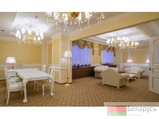 VIP- (-) 